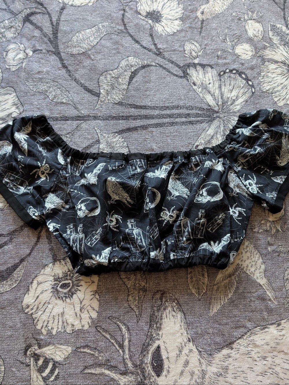 Creepy Maid Crop Top - Picture 3 of 3